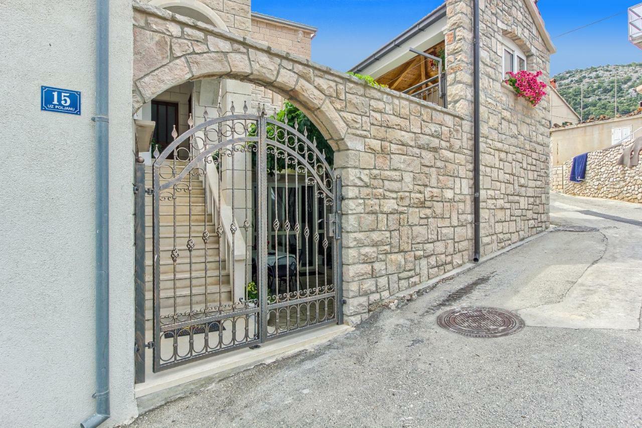 בול Apartments Petra מראה חיצוני תמונה
